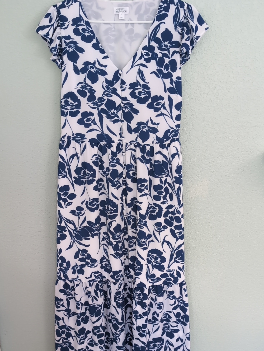 Market & Spruce Blue and White Floral Dress